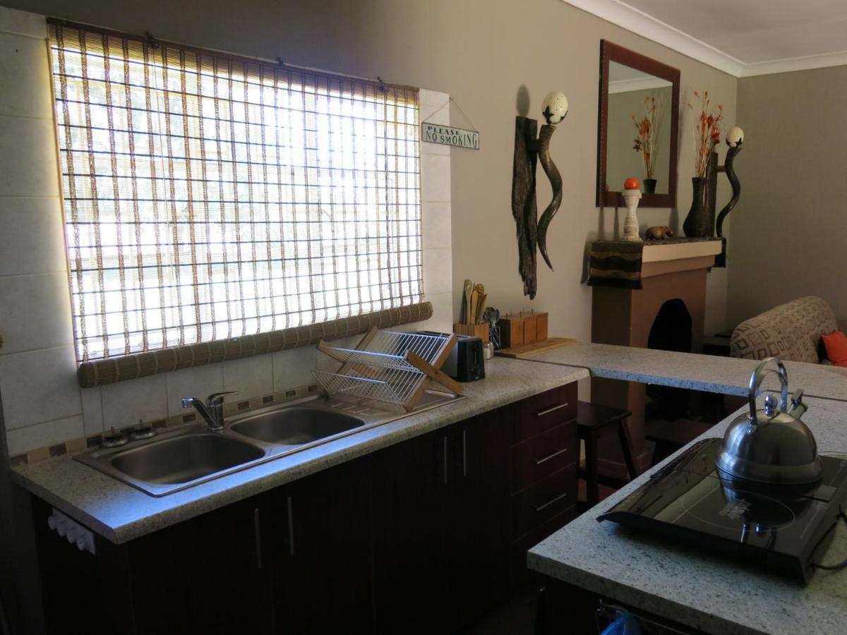 Family Apartment Bloemfontein Cherry Lane Self Catering And Bb Max 6 Guests Exterior photo